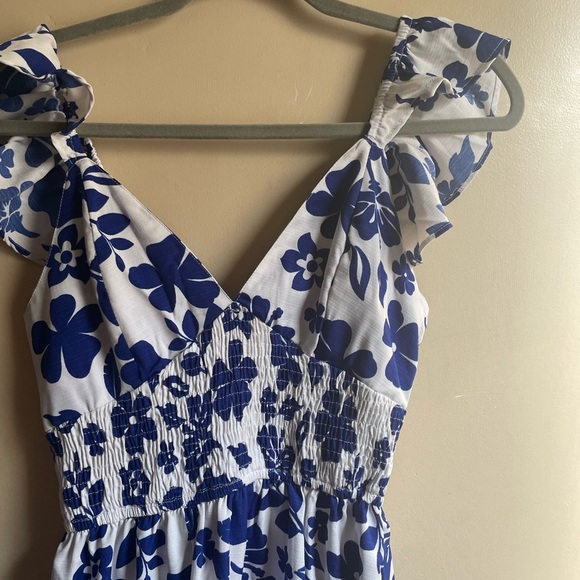 Women’s ruffle sleeve floral midi ruffle dress size S - Picture 2 of 8